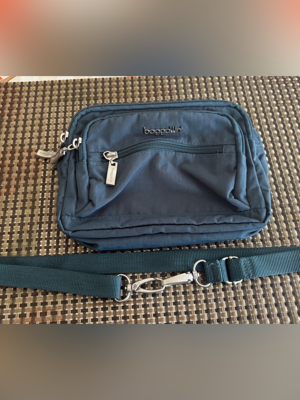 baggallini Triple Zip Bagg Blue Crossbody Bag